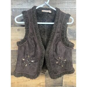 Chelsea and Violet faux suede vest Large